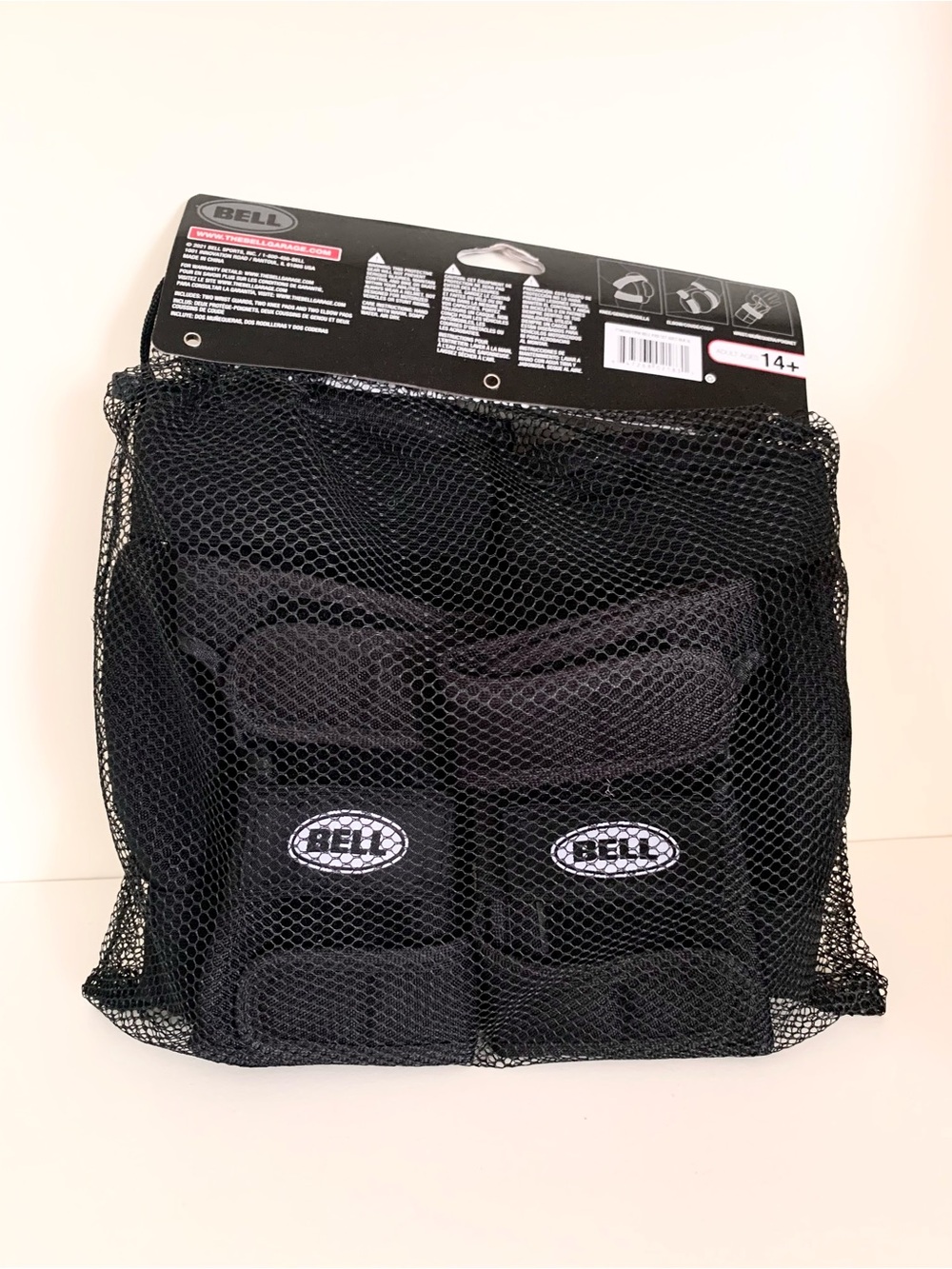 BELL Black Pad Set - Wrist, Knee & Elbow Guards - Picture 3 of 16